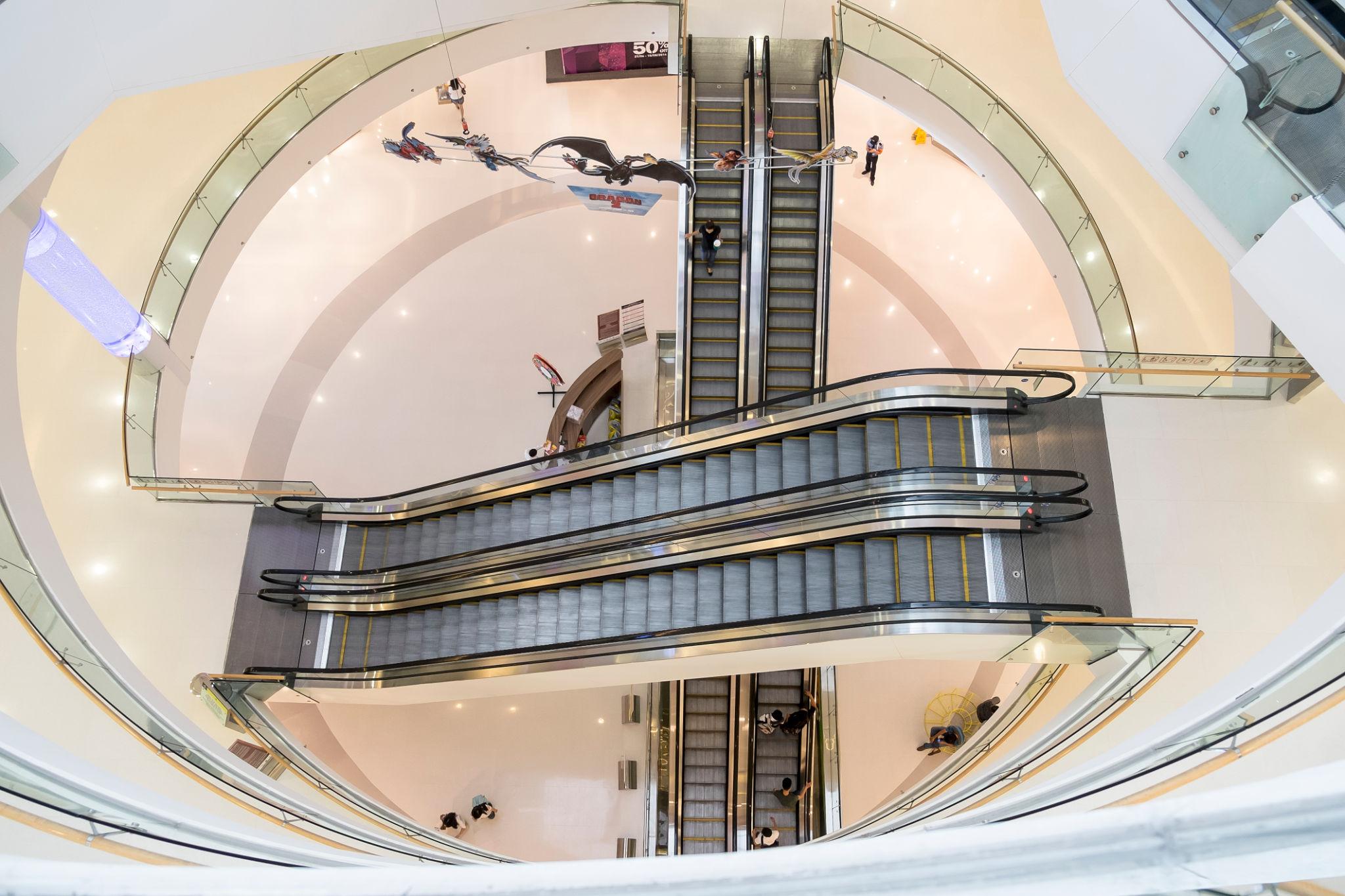 Multiple Parallel Escalators